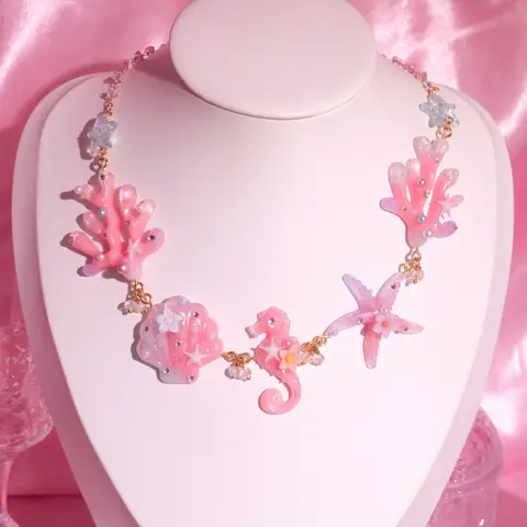 สร้อยคอปะการัง Kawaii Seahorse