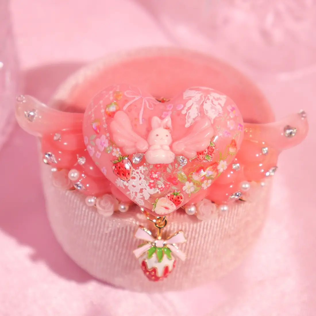 กิ๊บหัวใจปีก Strawberry Bunny Ribbon กิ๊บติดผม MIMEAR