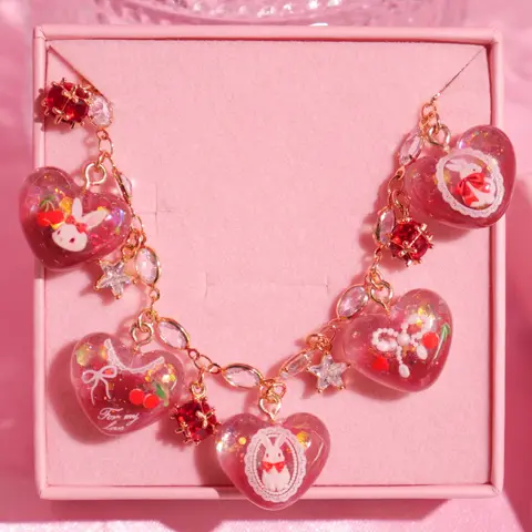 ข้อมือหัวใจ Cherry Bunny Lace