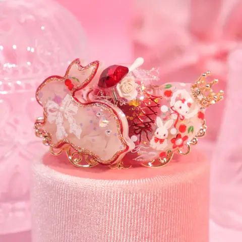 กิ๊บหัวใจกระต่าย Cherry Bunny Lace