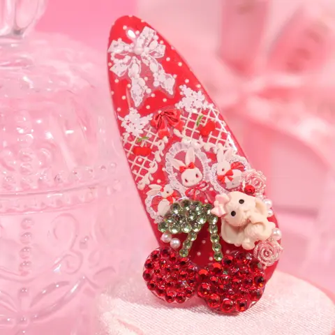 กิ๊บเพชร Cherry Bunny Lace