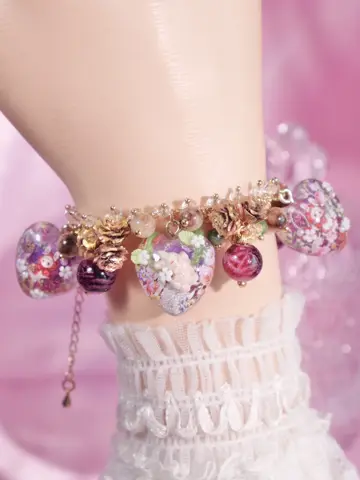 ข้อมือ Velvet Vine Full
