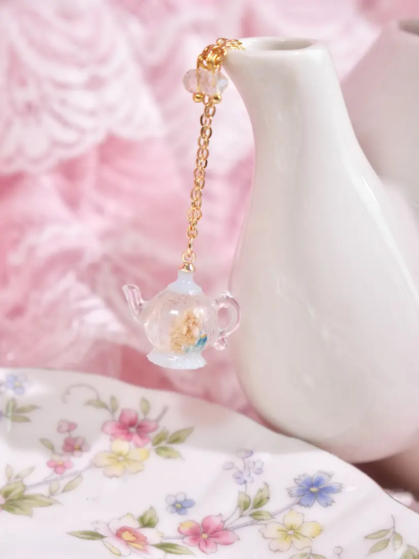 สร้อยคอกาชาฟ้า Bunny x Floral Teapot สร้อยคอ MIMEAR