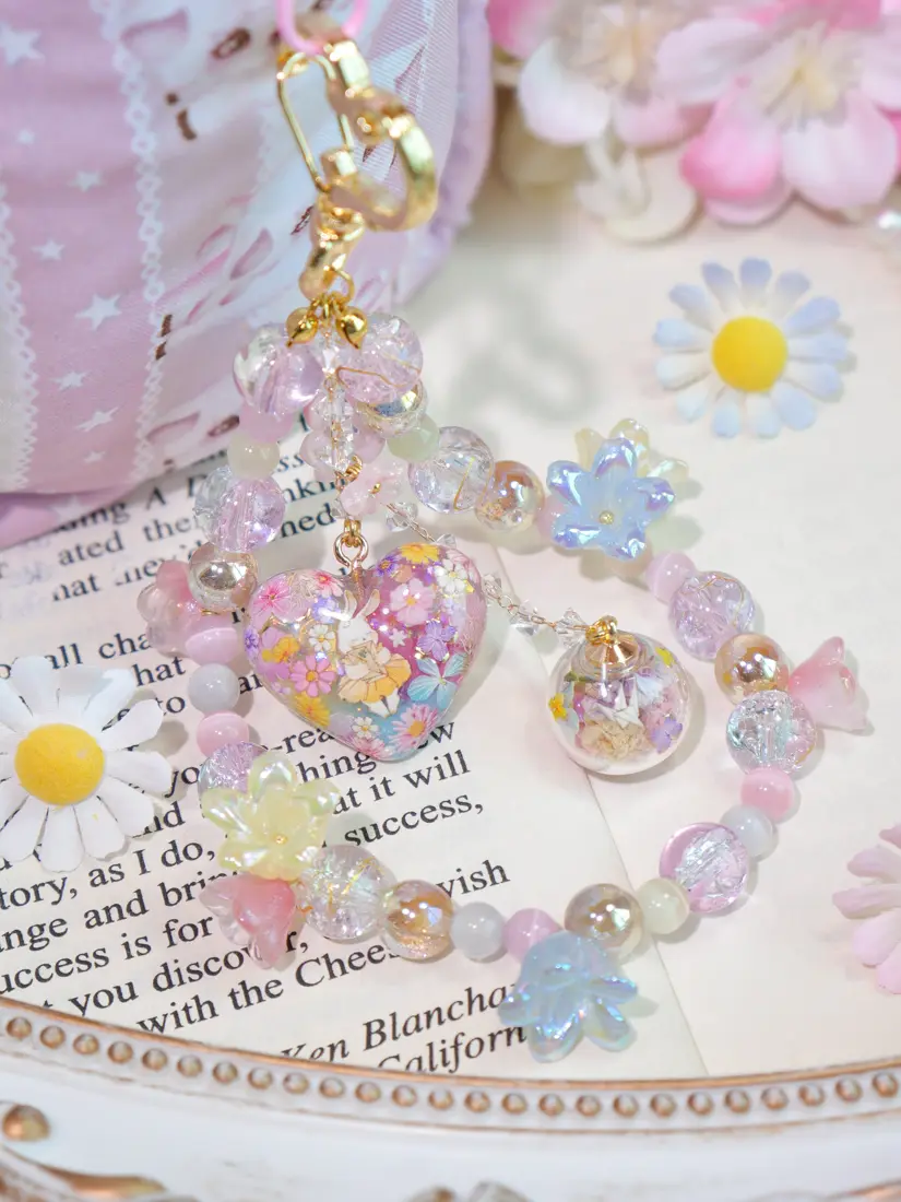 พวงกุญแจ Blooming Globe หัวใจกระต่ายโหลแก้วดอกไม้ เครื่องประดับ MIMEAR
