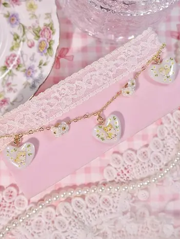 ข้อมือใจคอร์กี้ดอกไม้ขาว