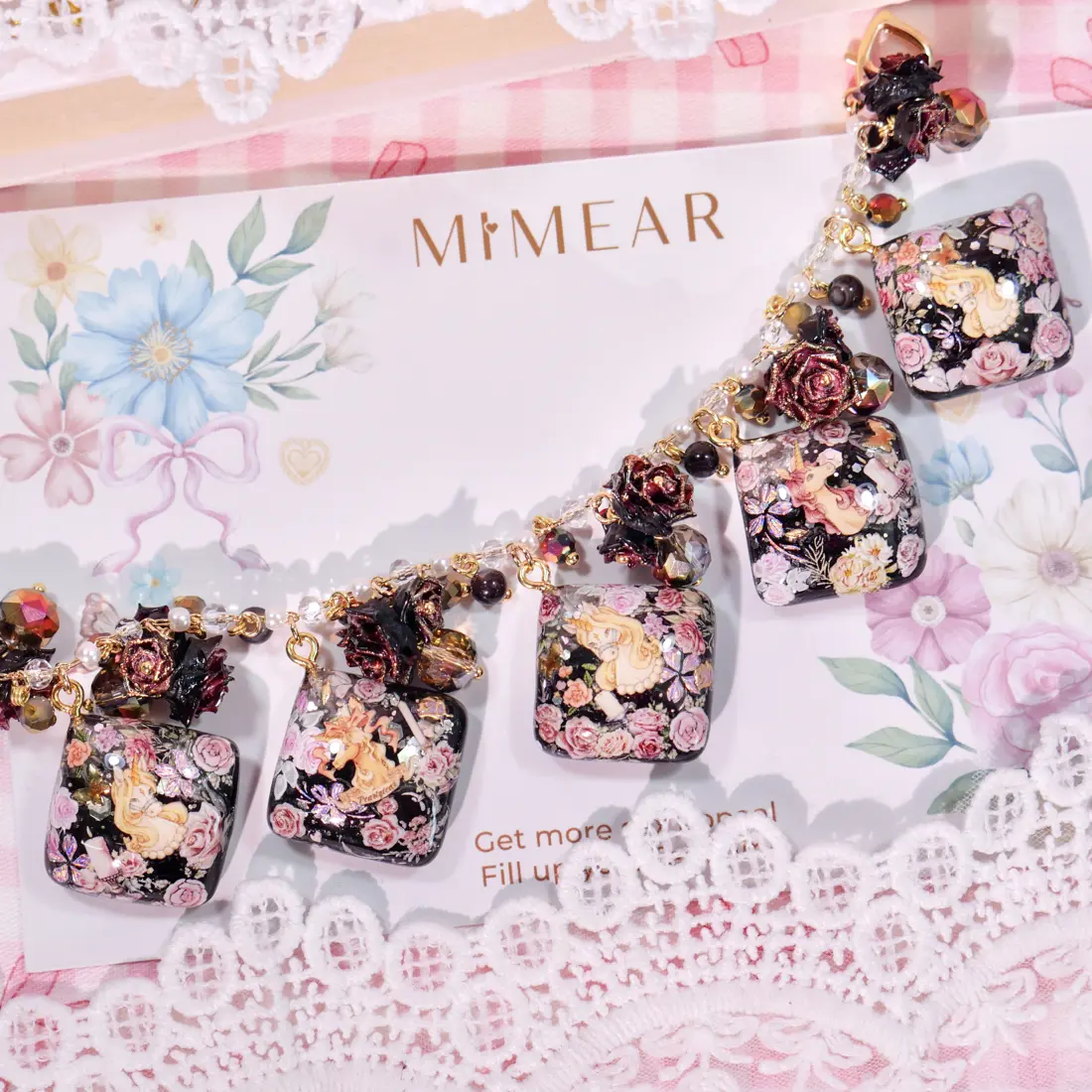 ข้อมือเหลี่ยมม้าดำ สร้อยข้อมือ MIMEAR