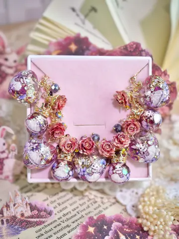 ข้อมือหัวใจกลมม่วงกระต่ายมงกุฎ